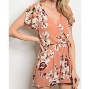 Everly Salmon Floral Short Flutter Cap Sleeve Romper Wrap V Neck Lined Small